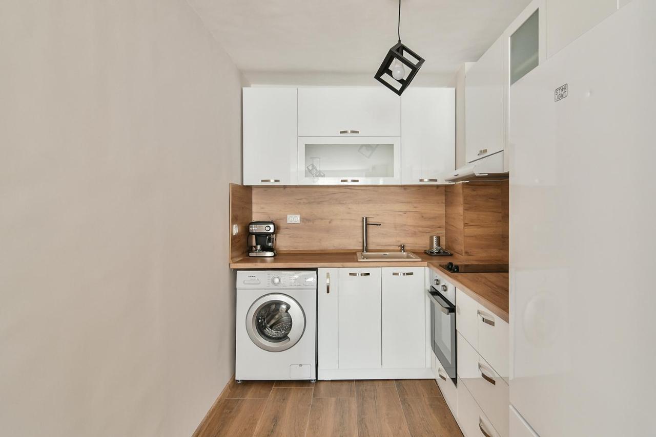 Top Location Flats In Varna Exteriör bild