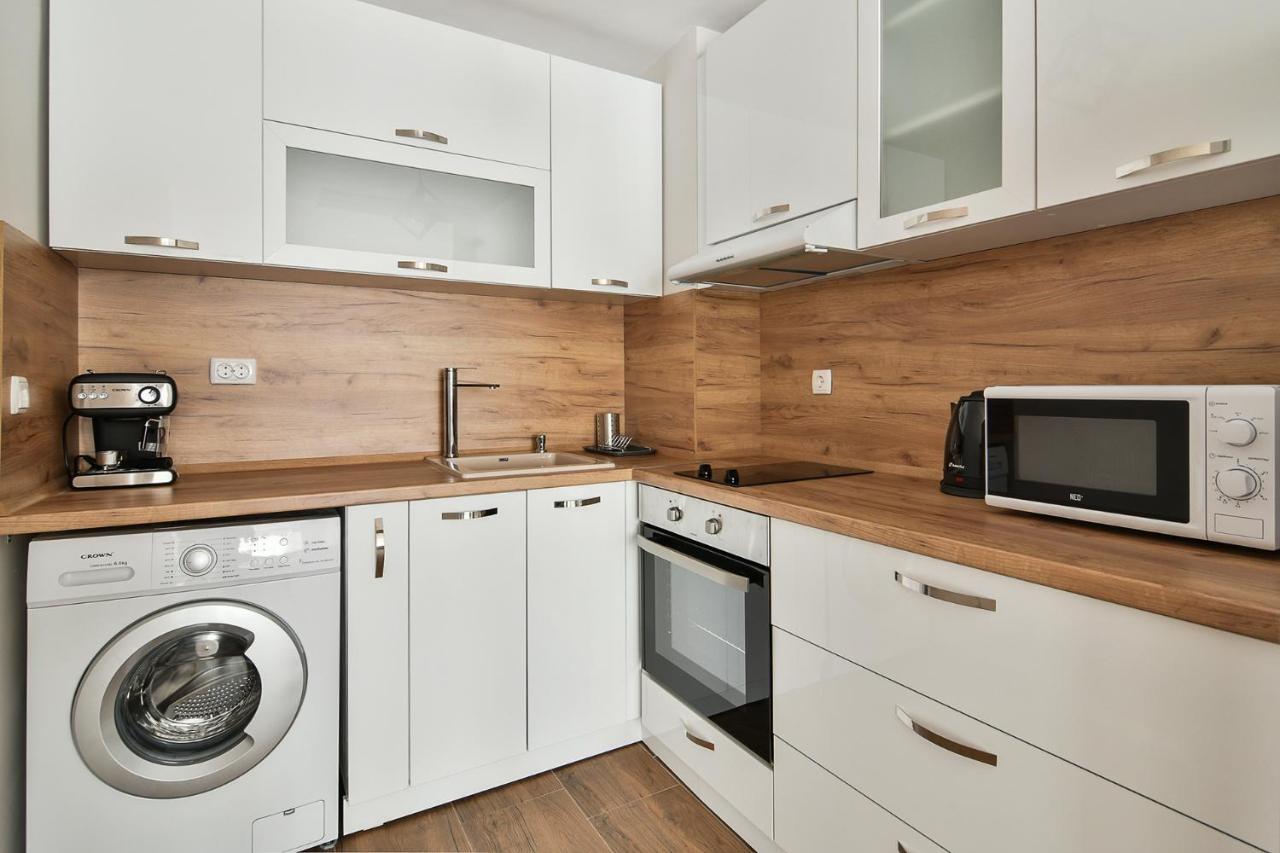 Top Location Flats In Varna Exteriör bild